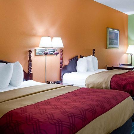 Econo Lodge Canton I-55 Экстерьер фото